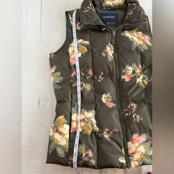 Lands' End Floral Down Filled Puffer Vest size Small 6/8 - Picture 4 of 7